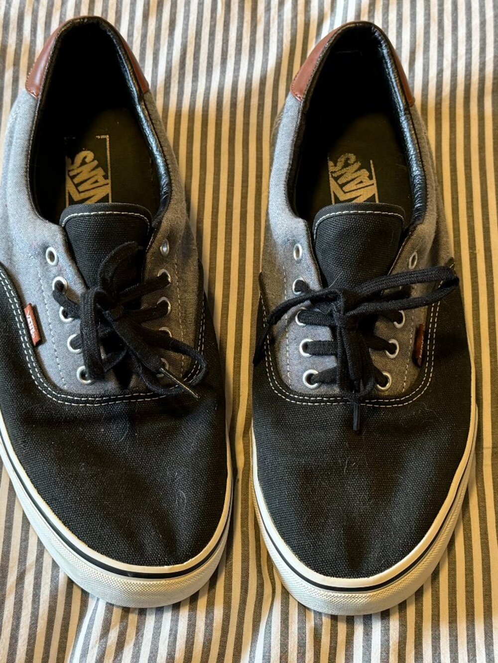 Vans Era mens size 13 Black and Grey